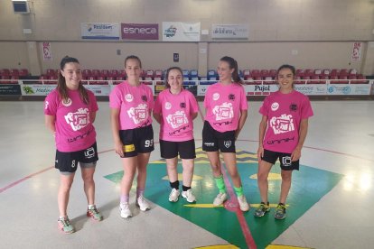 Jugadores i cos tècnic del Vila-sana, ahir en la primera jornada de la pretemporada.