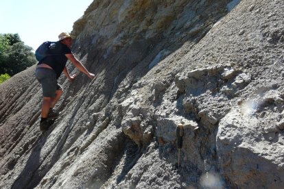 Taller d’estiu d’arqueologia ‘Cota Zero’ al Castell Formós, a la comarca de la Noguera.