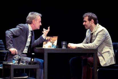 ‘El crédito’, con Carles Hipólito y Luis Merlo, en la ‘teatroteca’ del ministerio de Cultura, y ‘Hamlet’, que puede verse en el Lliure de Barcelona.