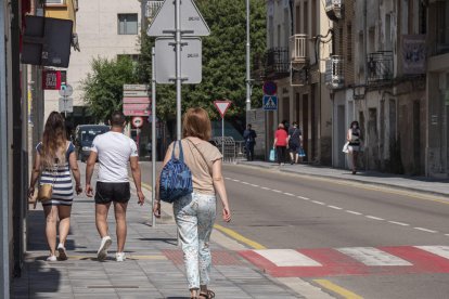 Aragón sitúa el origen de los rebrotes de coronavirus en empresas frutícolas más que en una fiesta