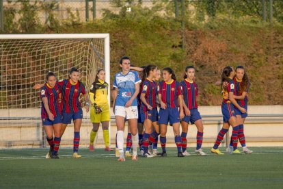 La jugadora del AEM Iris tuvo esta buena ocasión de gol.