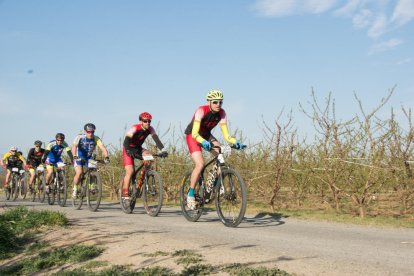 La primera edición de la Montmaneu 494 superó los 200 participantes en la línea de salida.