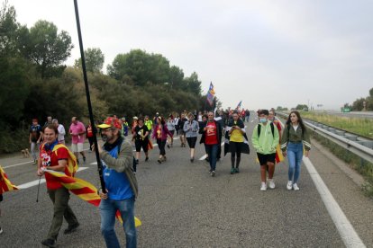 La Marxa de Ponent ya reúne a más de un centenar de participantes