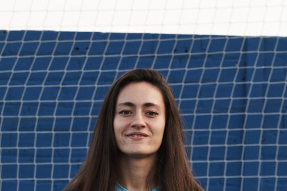 La plantilla de l’AEM per a aquesta temporada en una foto en la qual no van poder ser presents la capitana Vanesa Núñez ‘Pixu’ i Alexandra Taberner, que ha jugat a Islàndia.