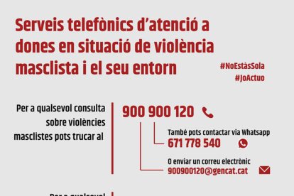 Un cartel de la campaña “Establiment segur” contra la violencia machista en un supermercado de Tàrrega.