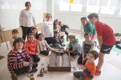 El profesorado destaca la importancia de trabajar en interniveles y en fomentar la socialización entre alumnos de diferentes edades.