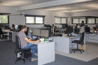 La companyia dona feina en aquests moments a quatre-cents treballadors.