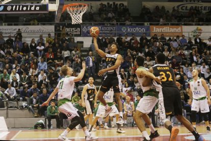 Filip Djuran supera la oposición de Chema García.