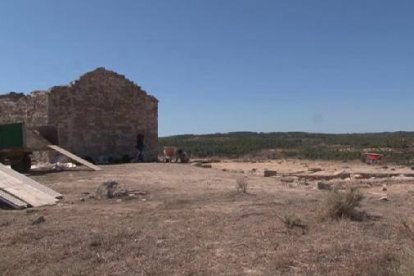 Els treballs a l'Arc d'Adà, confirmen que el monument data xels segles XV o XVI