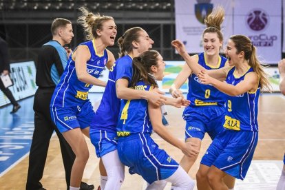 El tap de Donstauder sobre Diaby va resultar determinant.