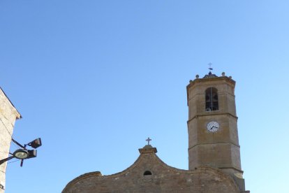 Iniciaran l’última fase de la restauració de la teulada de l’església.