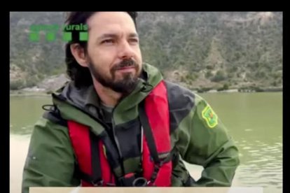 Xavier Ribes y David Iglesias, los agentes asesinados a manos de un cazador en enero de 2017, en un vídeo-homenaje de sus compañeros.