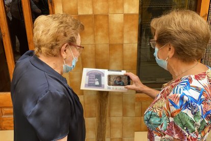 Peramola recupera la memòria a través d'una ruta on les dones són les protagonistes