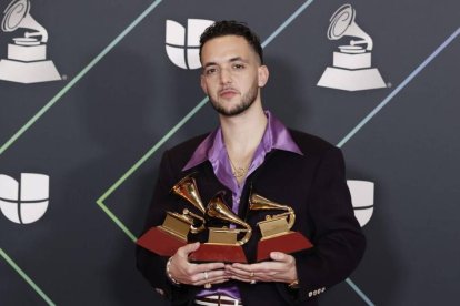 Los compositores de ‘Patria y vida’ recibieron el Latin Grammy a la mejor canción del año.