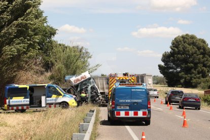 L'accident ha tingut lloc a l'altura del punt quilomètric 151 de la C-12, al terme de Corbins.