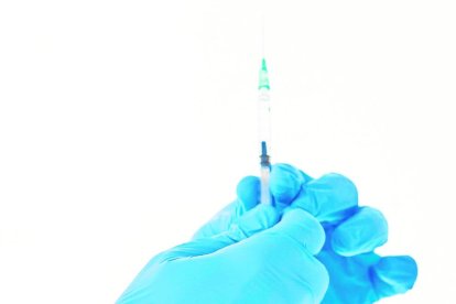 Alertan de 'fake news' en internet en contra de las vacunas