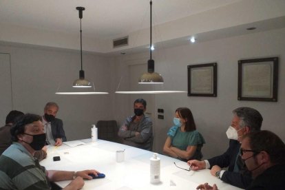 Els patrons de la Fundación Ara Garrigues, impulsada per GAP Cooperativa, firmen l'acta fundacional