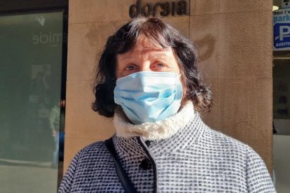 Los leridanos aprovecharon la tarde para hacer sus compras. El Eix se llenó de gente,compensando la poca afluencia de la mañana.