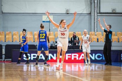 Jordan Blount, en un partit durant la seua etapa a la universitat de Chicago Illinois.