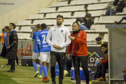 Cano tuvo una ocasión muy clara para empatar antes del gol de Adri León.