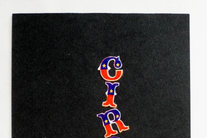 carta. En moltes de les seues obres més enigmàtiques juga amb les paraules i el llenguatge, com en aquesta ‘carta’ elaborada amb barres.