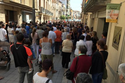 Més de 300 persones a les Borges en suport als familiars i amics del jove mort a l'N-240