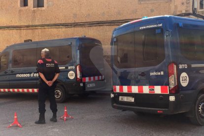 Imatge de l'operació antidroga d'aquest matí a Juneda