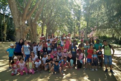 Un grup de joves participaven ahir en un curs de monitors i directors de lleure a l’Acadèmia Mariana de Lleida.