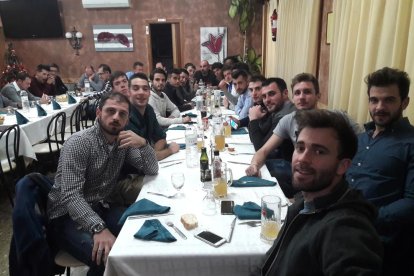 El Cervera va mirar d’oposar resistència però no va poder frenar el bon moment de forma de l’equip local.