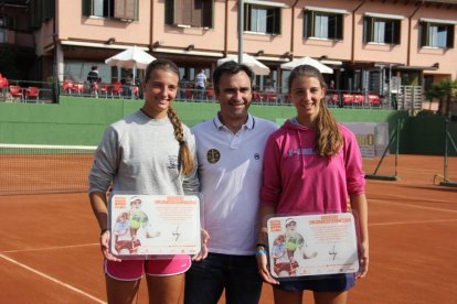 Els pilots Marc i Àlex Màrquez, les nadadores Cristina García i Paula Juste, i les tenistes Ares i Aran Teixidó són alguns dels becats.