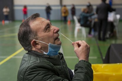 Al pavelló Onze de Setembre de Lleida es va vacunar ahir amb Moderna.