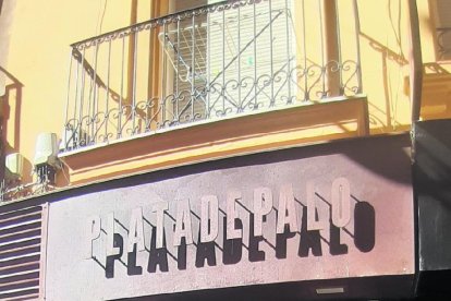 Aquesta òptica espera poder posar portes la setmana vinent.