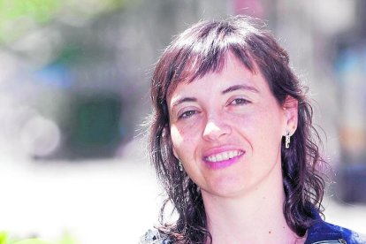 Diputados del PP protestando durante la intervención de la ministra Irene Montero en el Congreso.