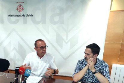 Obren una cinquantena d'expedients a persones que deixen la brossa fora dels contenidors