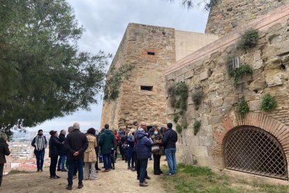 Tornen els itineraris presencials per a la recuperació de la Memòria Democràtica amb una ruta pels vestigis de la Guerra Civil a la Seu Vella