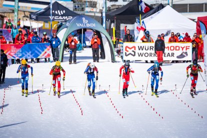 Los esquiadores tuvieron que superar todo tipo de obstáculos en la prueba contra el reloj de ayer en Boí Taüll.