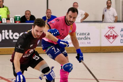 Joan Cañellas celebra eufórico el gol que marcó y que suponía el 1-3 a favor del Lleida Llista.