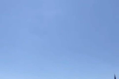 La piscina pública de Gausac, vacía y en desuso.