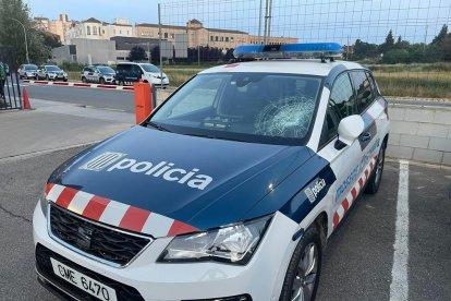Cinc mossos ferits en intentar aturar els participants en una festa rave a Ivars de Noguera