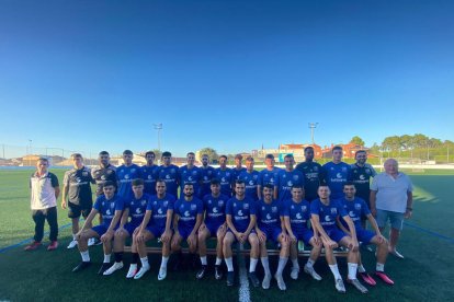 L’Artesa de Lleida començava a preparar ahir una temporada històrica amb el debut a Primera Catalana.