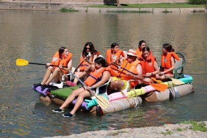 Balaguer vive una Transsegre atípica sin la tradicional bajada de barcas caseras por la sequía