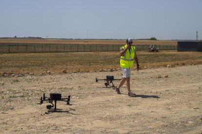 Durante la mañana los visitantes pudieron subirse a uno de los helicópteros de Los Mossos.