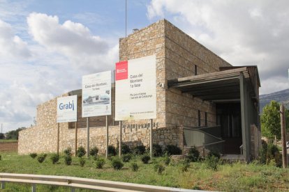 El CEI Balaguer, creado inicialmente como vivero de empresas, acoge también un espacio de coworking para empresarios que ya han consolidado su actividad.