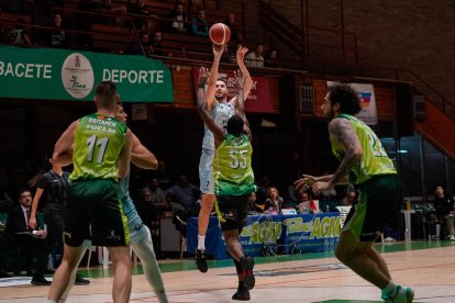 González volvió a ser clave en la victoria leridana.