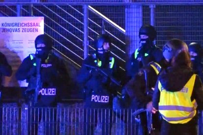 Un tiroteo en un local de Testigos de Jehová en Hamburgo causa al menos 6 muertos