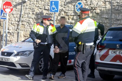 El detingut passa a disposició judicial als jutjats de Cervera