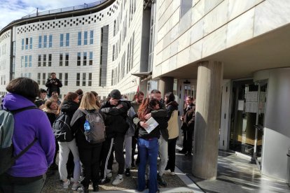 La policía española atribuye a los 6 detenidos de Arran más de una decena de acciones violentas cometidas durante el 2022