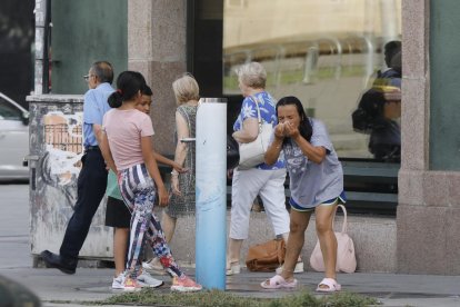 Gran afluencia ayer en las piscinas municipales de La Seu d’Urgell, gratis para mayores y pequeños.