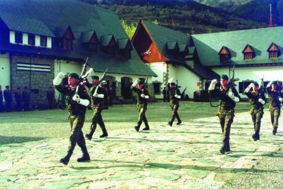 Viviendas inacabadas en Espui que debían formar parte del resort turístico de Vallfosca.