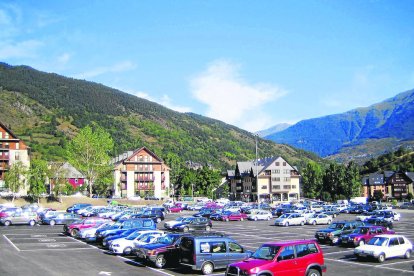 Viviendas inacabadas en Espui que debían formar parte del resort turístico de Vallfosca.